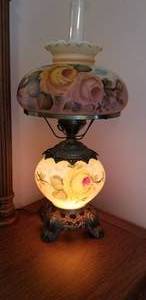 lot 34 image: Painted Cabbage Rose Gone with the Wind Table Lamp