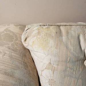 lot 64 image: Vintage Ivory Regency Loveseat