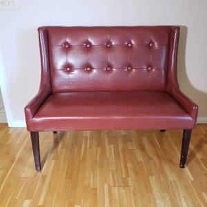 lot 15 image: Lush Deep Rust Tufted Loveseat Bench