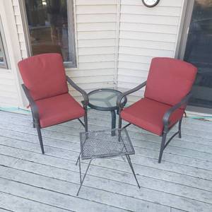 lot 114 image: Outdoor Arm Chairs and Side Table
