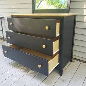 lot 105 image: Sleek Black Guestroom Vanity Dresser