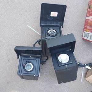 lot 104 image: Outdoor Spotlight Accessories