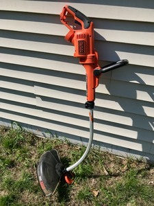 BlackDecker - Electric Curved Trimmer