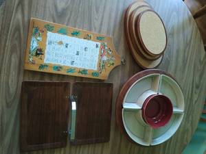 Collection of Vintage Kitchen Items