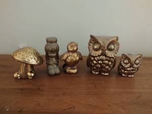 5 Pieces of Small Gold Colored Dcor