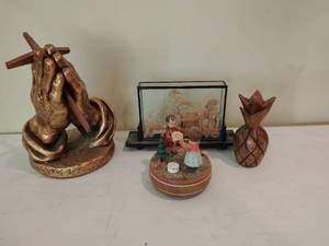 Collection of Dcor