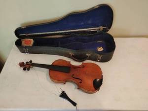 Vintage Violin with case and bow