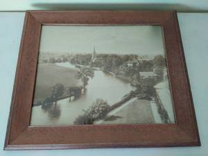 Vintage Wood framed Print