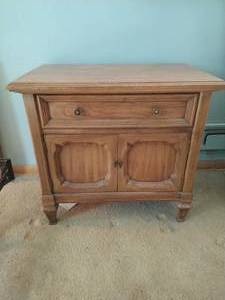 Vintage End table