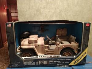 U.S. Military Vehicle Solders Of The World Truck