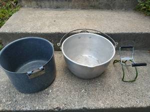 Metal Pots