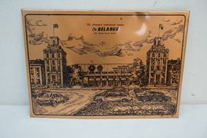 Advertising plaque