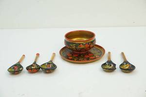 Spoons, bowl and plate