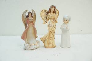 Figurines