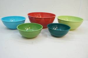 Mixing bowls