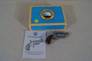 lot 16 image: North American Arms .22 Magnum Mini Revolver