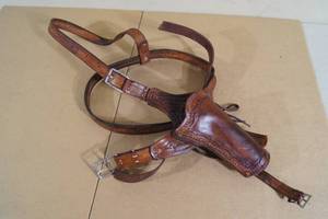 lot 67 image: Rich Brown Leather Shoulder Holster