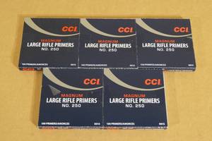 lot 211 image: 500 CCI No 250 Magnum Large Rifle Primers