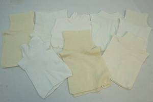 lot 102 image: Turtle necks