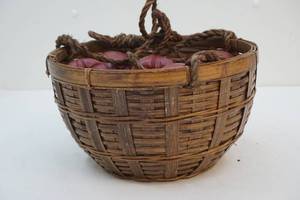 lot 113 image: Hanging basket and faux fruit