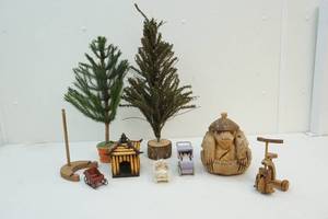 lot 150 image: Carved cup, baby buggy miniatures, faux tree dcor and more