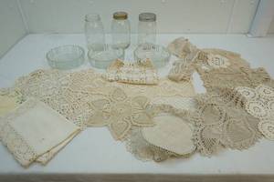 lot 152 image: Mason jars and candy dishes