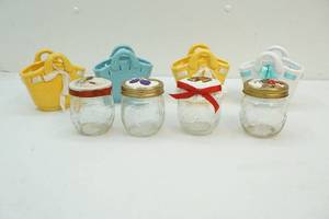lot 172 image: Baskets and jelly jars