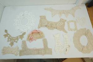 lot 20 image: Lace clothing accessories