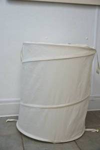 lot 43 image: Laundry basket