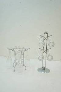 lot 46 image: Cup holder with cups