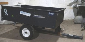 lot 199 image: lawn trailer