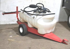 lot 200 image: lawn sprayer