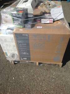 Pallet with assorted Bathroomplumbing items good for resale or remodeling purposes see pictures