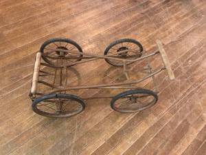 lot 63 image: Antique Buggy Frame
