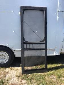 lot 84 image: Vintage Screen Door