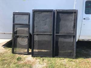 lot 85 image: Vintage Wood Screens