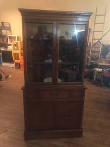 lot 2 image: Corner Cabinet
