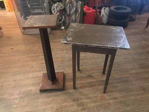 lot 29 image: Table & Plant Stand