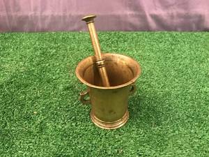 lot 47 image: Vintage Solid Brass Pill Crusher