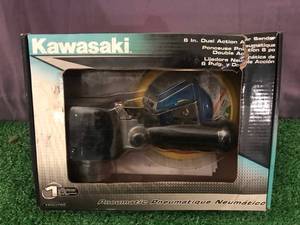 lot 114 image: New Kawasaki 6 Dual Action Air Sander