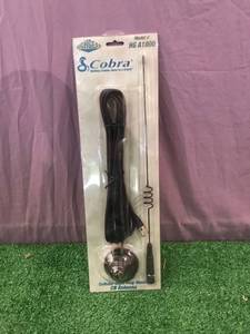 lot 117 image: New Cobra CB Antenna