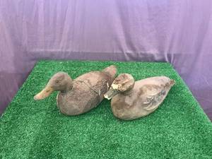 lot 130 image: Decoys