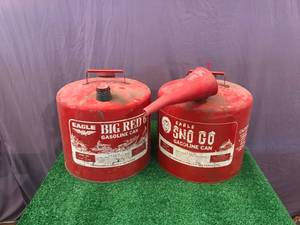 lot 141 image: 2 Metal Gas Cans