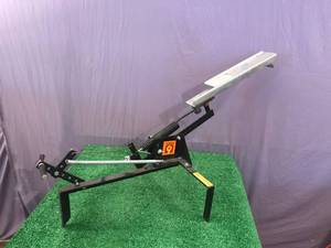 lot 175 image: Clay Pigeon Launcher