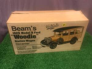 lot 210 image: Beams 1929 Model A Ford Woodie Decanter