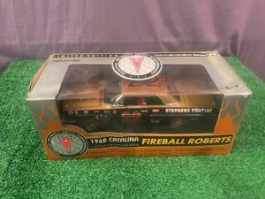lot 228 image: 1962 Catalina Fireball Roberts 2 of 3