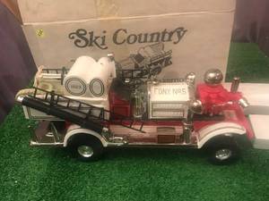 lot 240 image: Ski Country 1923 Ahrens-Fox Decanter