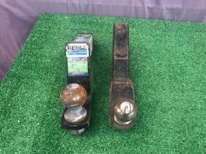 lot 192 image: Receiver Hitches