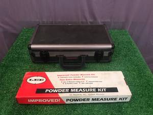 lot 194 image: Lee Powder Measure Kit & Winchester Gun Case