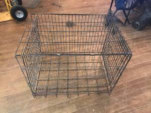 lot 256 image: Dog Kennel